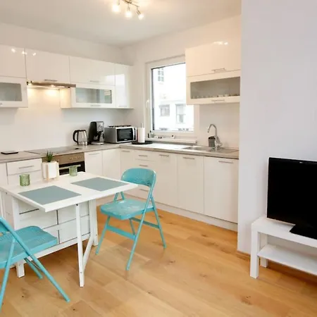 Modern Balcony Apartment With Free Parking Vienna Exterior photo