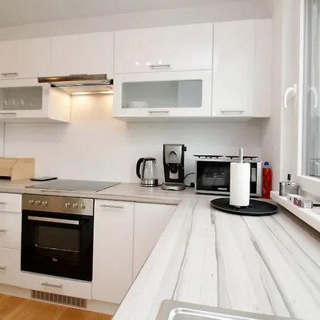 Modern Balcony Apartment With Free Parking Vienna Exterior photo
