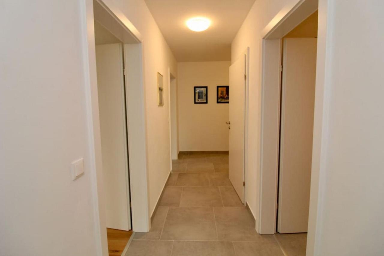 Apartament Modern Balcony With Free Parking Wiedeń